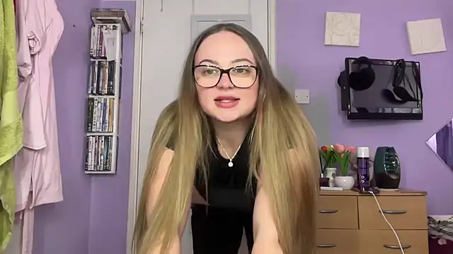 Snapshot of SexySashaxox chatting on 02/28/26, 12:50 SexySashaxox online show from 02/28/26, 12:50