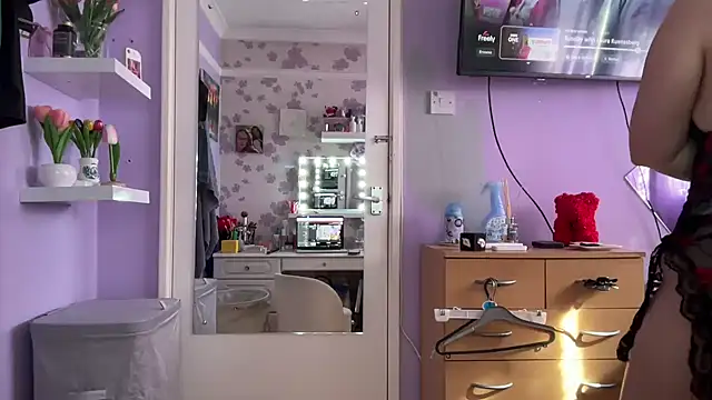 SexySashaxox online show from 04/19/26, 08:46