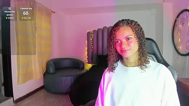 chubby sexy  online show from 11/28/25, 12:30