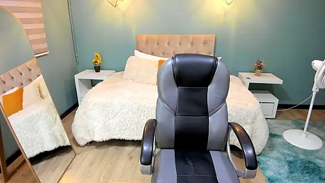 Miss Cataleya   online show from 01/15/26, 11:59