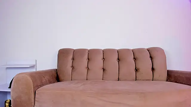 fressittalove01 online show from 11/08/25, 01:55