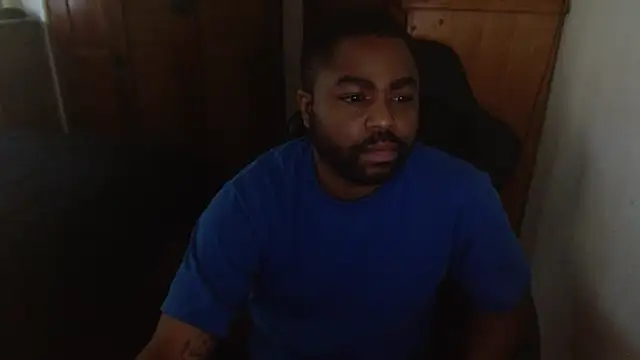 Snapshot of Breadwinnah chatting on 09/10/25, 01:05 Breadwinnah online show from 09/10/25, 01:05