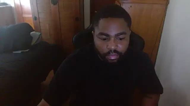 Snapshot of Breadwinnah chatting on 09/10/25, 07:14 Breadwinnah online show from 09/10/25, 07:14