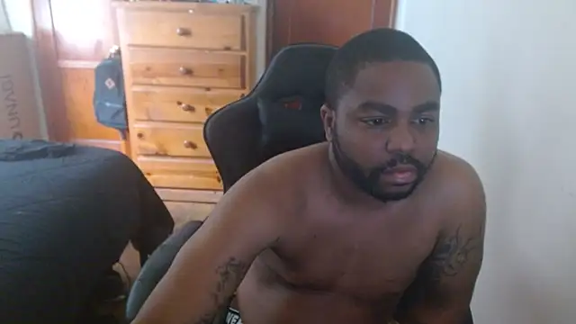 Snapshot of Breadwinnah chatting on 09/29/25, 06:35 Breadwinnah online show from 09/29/25, 06:35