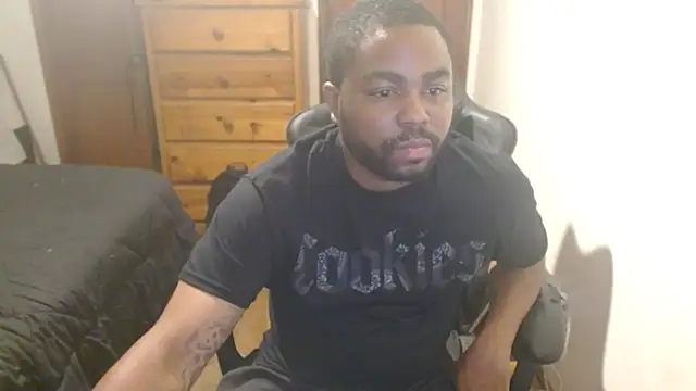 Snapshot of Breadwinnah chatting on 10/09/25, 03:37 Breadwinnah online show from 10/09/25, 03:37