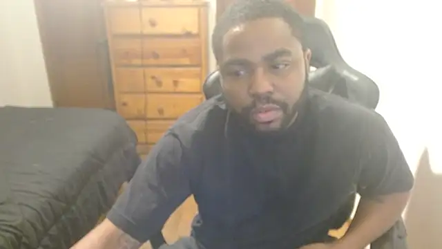 Snapshot of Breadwinnah chatting on 10/16/25, 07:09 Breadwinnah online show from 10/16/25, 07:09