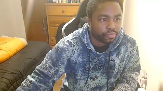 Snapshot of Breadwinnah chatting on 11/20/25, 01:39 Breadwinnah online show from 11/20/25, 01:39