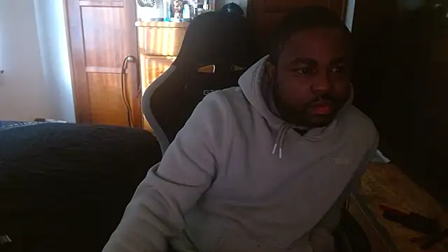 Snapshot of Breadwinnah chatting on 01/19/26, 04:11 Breadwinnah online show from 01/19/26, 04:11