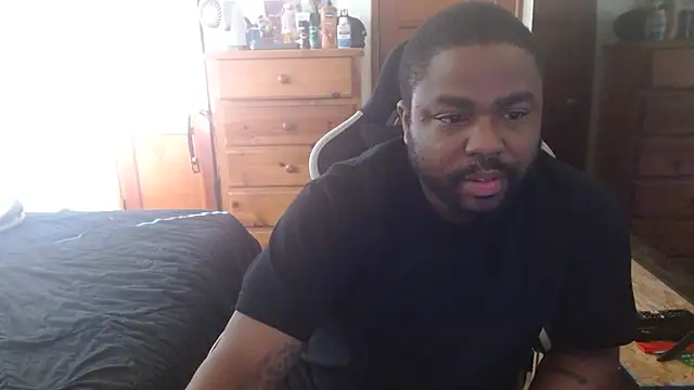 Snapshot of Breadwinnah chatting on 02/02/26, 05:55 Breadwinnah online show from 02/02/26, 05:55