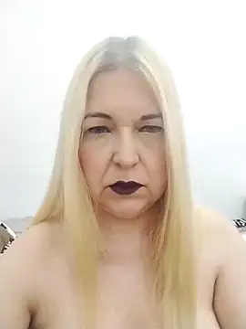 MarielaFerrer online show from 12/18/25, 05:30