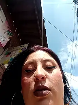 megan fox5 online show from 10/26/25, 03:18