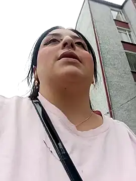 megan fox5 online show from 11/02/25, 04:09