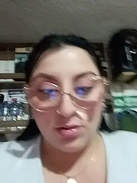 megan fox5 online show from 12/03/25, 04:16