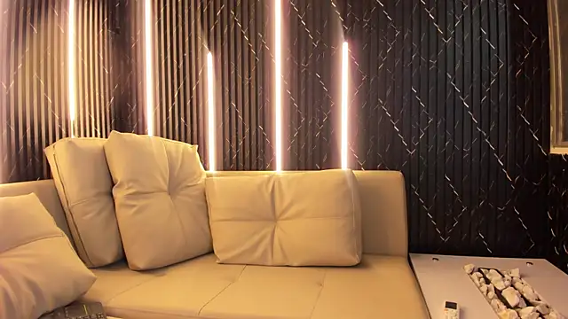 VioletRose as online show from 03/20/26, 03:44