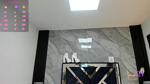 VioletRose as online show from 04/23/26, 08:11