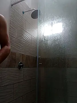 Snapshot of 18matthew chatting on 02/12/26, 01:06 18matthew online show from 02/12/26, 01:06