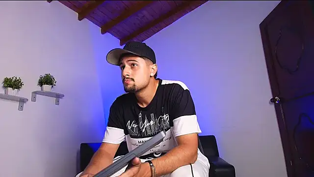 Deivy gram online show from 07/24/26, 11:03