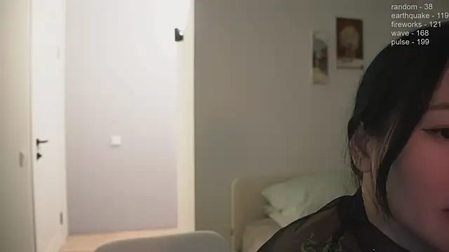 Snapshot of _JiKey_ chatting on 01/28/25, 11:38 JiKey online show from 01/28/25, 11:38