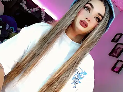 kattie Sweet  online show from 11/12/25, 01:00