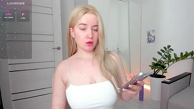 Snapshot of acidjuice0 chatting on 01/16/26, 02:15 acidjuice0 online show from 01/16/26, 02:15