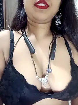 Snapshot of Prachi-143 chatting on 10/23/25, 06:23 Prachi-143 online show from 10/23/25, 06:23