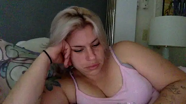 toomuchofafreak online show from 01/09/26, 05:48