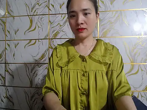 Lyzizi lovely09 online show from 04/15/26, 10:22