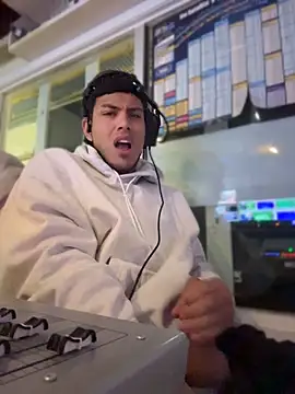 StrokingDaddy4 online show from 04/23/26, 10:58