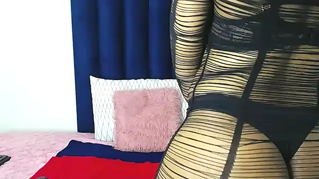 Pinkdollyg online show from 04/21/26, 10:01