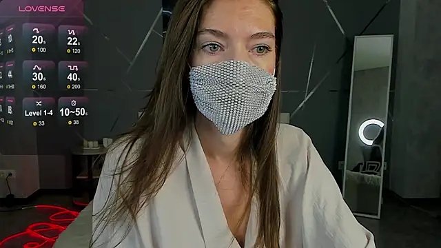 Snapshot of take_me_to_moon chatting on 10/01/25, 01:44 take me to moon online show from 10/01/25, 01:44