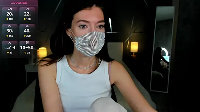 Snapshot of take_me_to_moon chatting on 11/28/25, 02:03 take me to moon online show from 11/28/25, 02:03