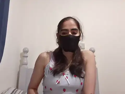 BobtailFormal online show from 12/20/25, 02:57