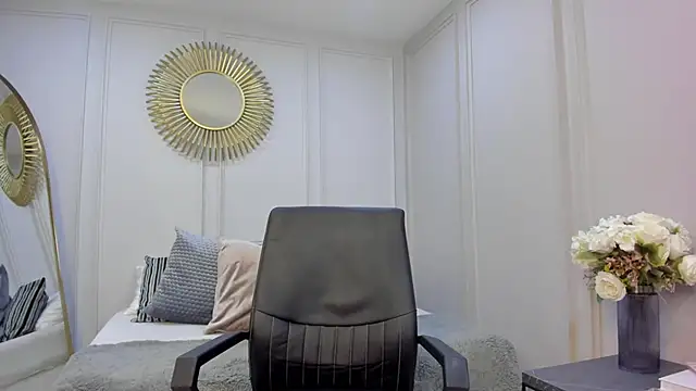 CharlotteBrownn  online show from 11/26/25, 04:02