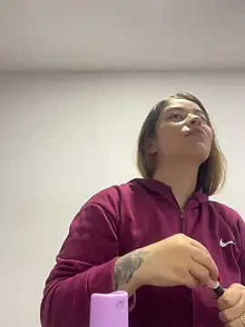 CharlotteBrownn  online show from 02/22/26, 03:29