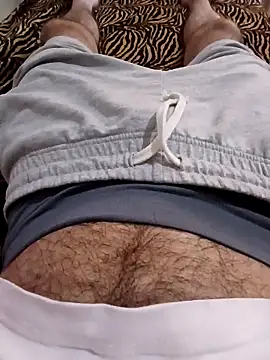 DomDix online show from 04/25/26, 02:58