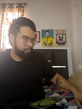 Snapshot of Asdfg0001 chatting on 11/06/25, 08:21 Asdfg0001 online show from 11/06/25, 08:21