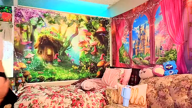 Princess  Kitty   online show from 11/09/25, 11:25