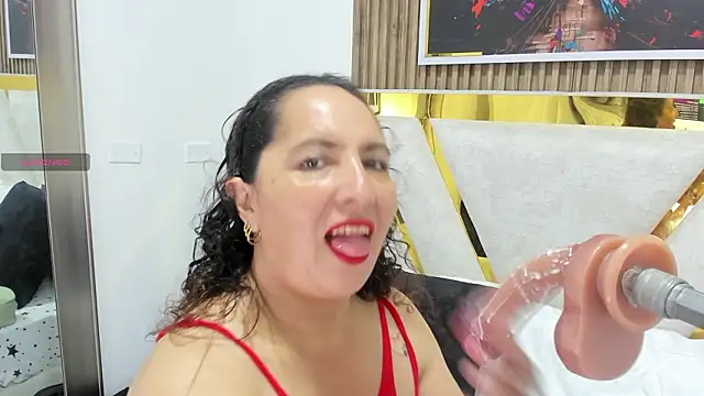 Luna Naughty1 online show from 02/14/26, 08:05