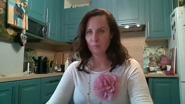 ALICAINWONDERLAND online show from 11/16/25, 04:45