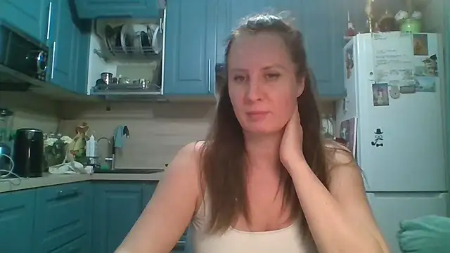 ALICAINWONDERLAND online show from 04/13/26, 08:03