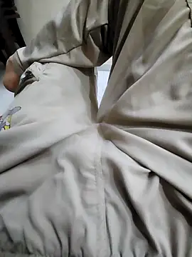 Snapshot of coupleyug chatting on 09/16/25, 05:47 coupleyug online show from 09/16/25, 05:47