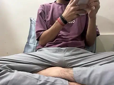 coupleyug online show from 12/16/25, 11:37