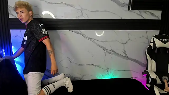 Saimonvela online show from 10/23/25, 04:34