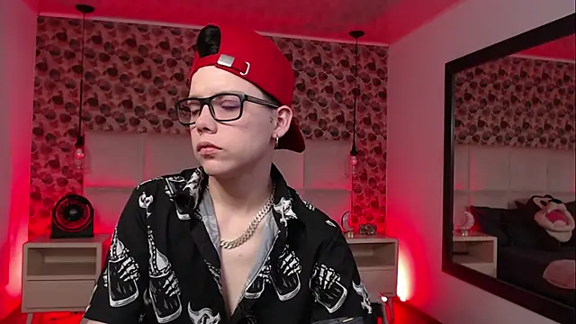 SpencerMontgomery online show from 09/14/25, 05:34