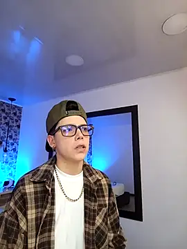 SpencerMontgomery online show from 10/25/25, 07:19