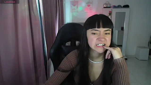 violetta blackk online show from 04/23/26, 05:15