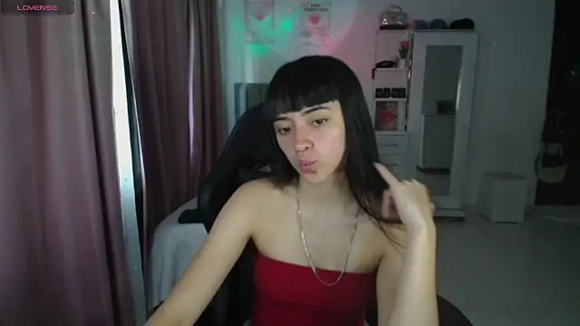 violetta blackk online show from 04/28/26, 05:18