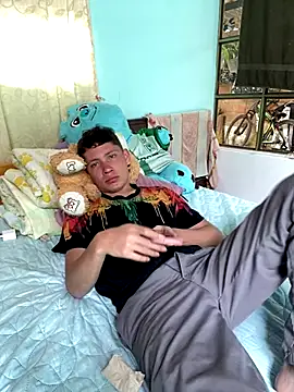 elfernh online show from 12/19/25, 04:14