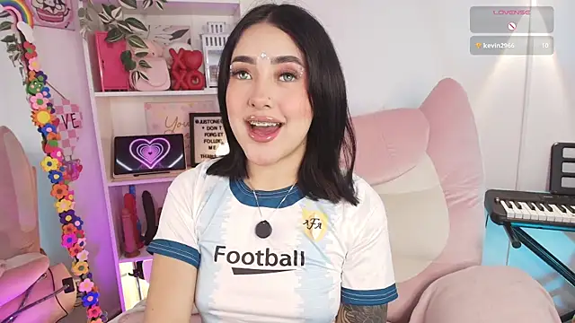 justonecute online show from 03/25/26, 04:51