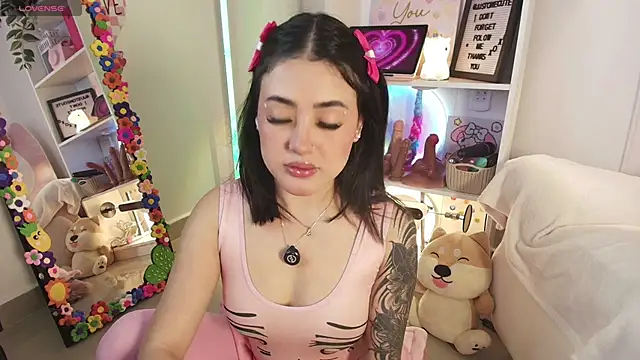 justonecute online show from 04/23/26, 11:29